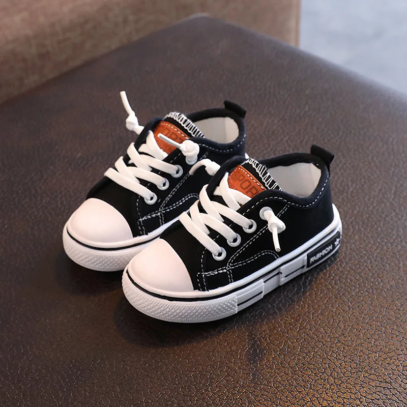 2025 New Children's Canvas Shoes Fashion Baby Board Shoes Girls' Breathable Single Shoes Boys' Casual Shoes (Available)