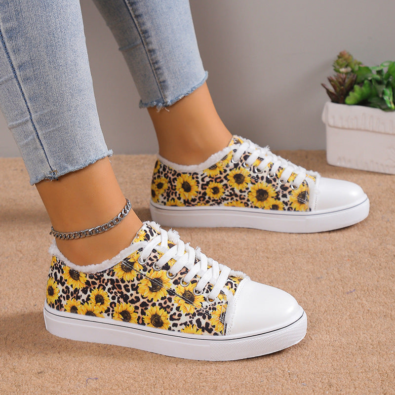 Versatile Flat Bottomed Student Lace Up Canvas Shoes (Available)