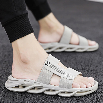 Men's Fashion Casual Outdoor Slippers (Available)
