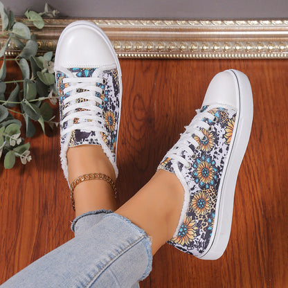 Versatile Flat Bottomed Student Lace Up Canvas Shoes (Available)