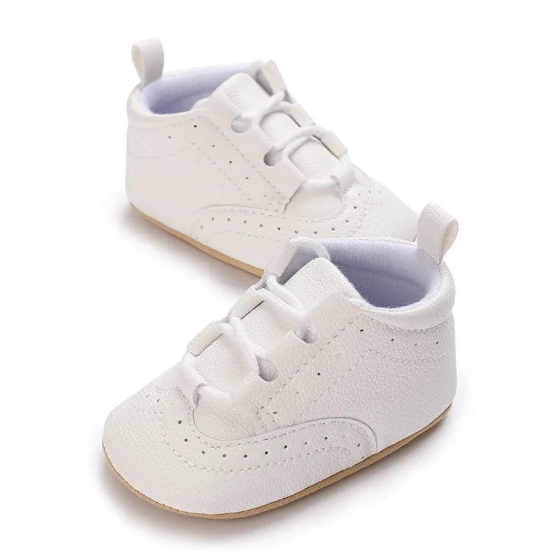 Classic Newborn Baby Shoes White Casual Shoes Boys Girls Shoes Fashion Sneakers Soft Sole Non-Slip Toddler Shoes First Walkers