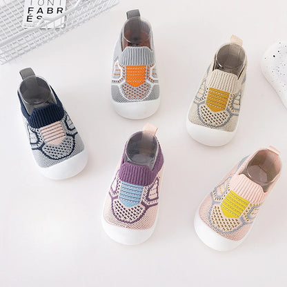 New children's toddler shoes hit spring and autumn casual versatile baby shoes soft sole kick