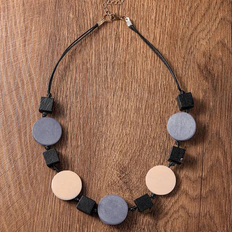 Vintage Ethnic Geometrice Wood Accessories Pendants Necklaces Handmade Rope Chain Necklace for Women Daily Wear Fashion Jewelry