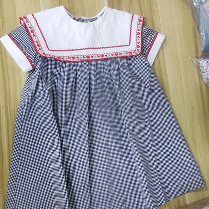 Vintage Dress Girls Kids Boutique Embroidery Square-cut Collar Plaid Dresses Girl Children Seven Sleeves Frocks Casual Clothing