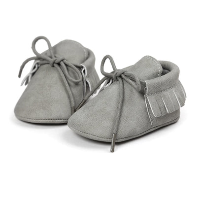 Newborn male baby shoes, soft soled crib shoes, casual anti slip sports shoes, the first walking shoe for 0-18 months old