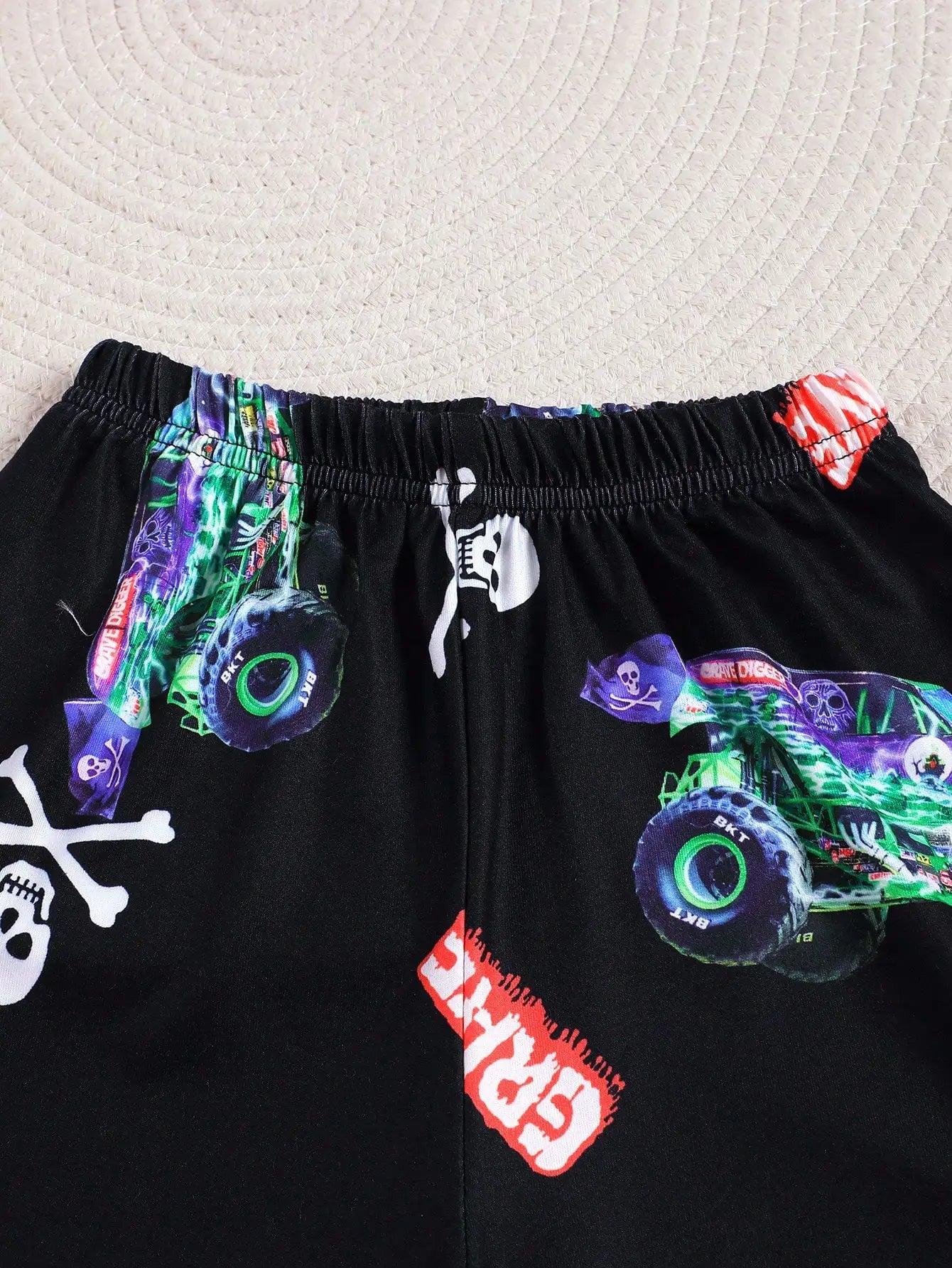 Boys Summer clothing - cartoon car print short sleeve top and shorts, stylish, casual, comfortable