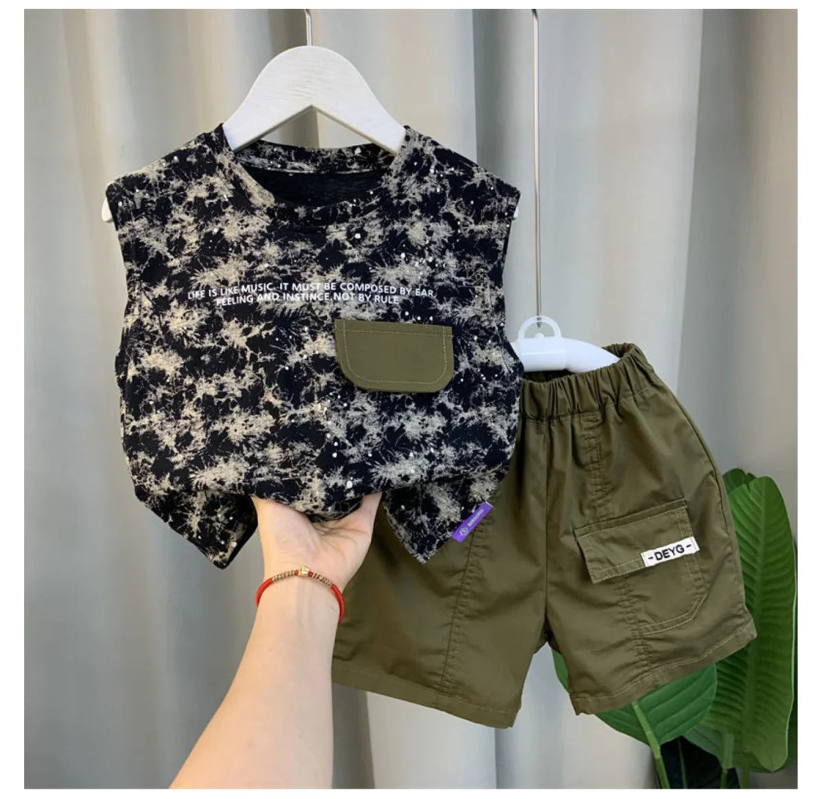 Boys Summer Vest Set New Fashionable Baby Handsome Fashion Sleeveless T-shirt Shorts Two Piece Set Children's clothing set