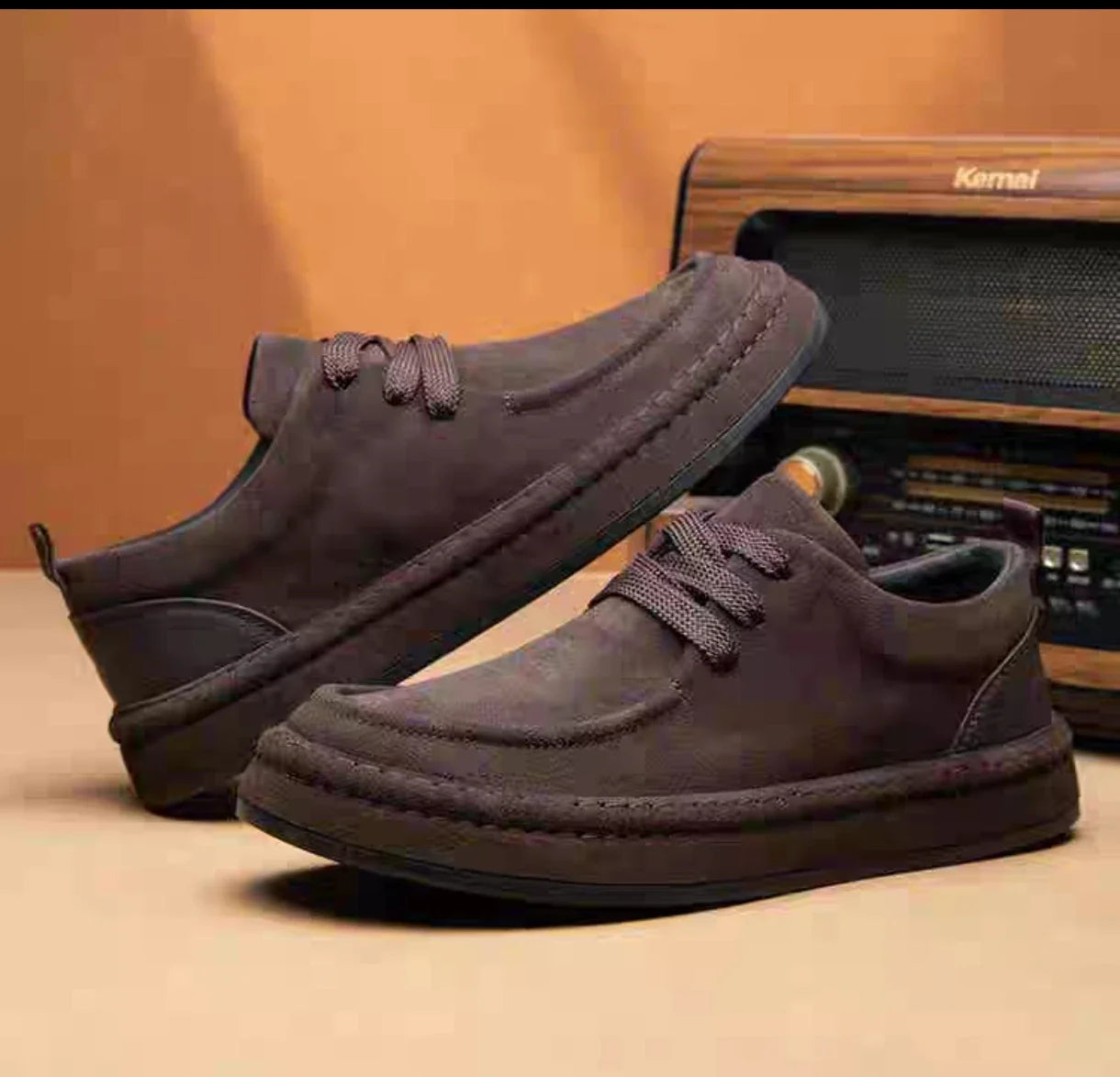 Men's Shoes Are Fashionable Brown Casual Shoes Made of Durable Suede Material Comfortable Walking Shoes Suitable for Daily Wear (Available)