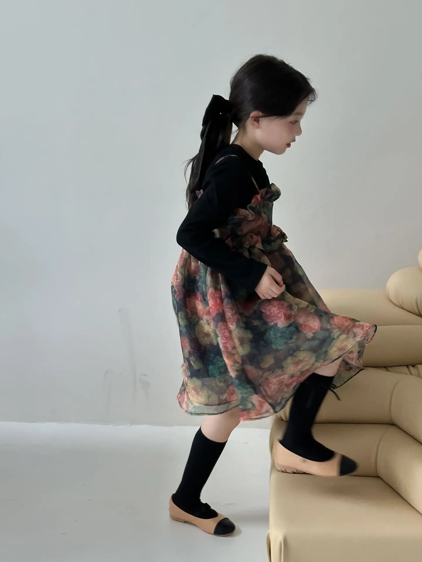 Girls Casual Dresses Autumn Girl Black T-shirt Camisole Flower Mesh Gauze Suit Princess Simple Printing Loose Beautiful 2024