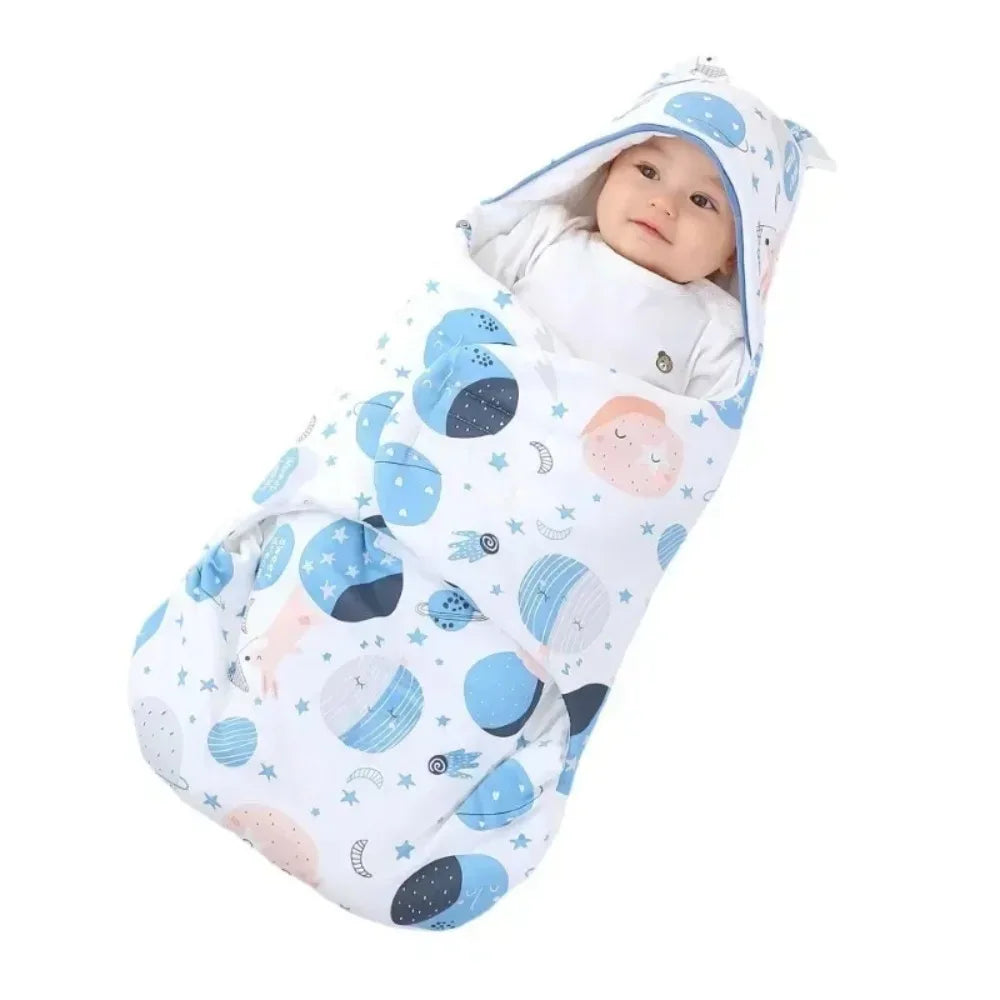 Newborns in The Delivery Room Are Wrapped in Swaddling Clothes and Sleeping Bags Made of Pure Cotton for Spring, Autumn, Winter