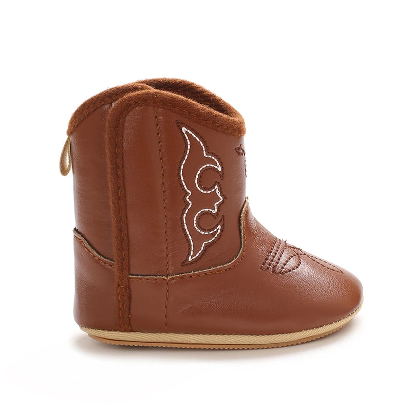 New Anti Slip Rubber Soled Walking Shoes For Young Children Fashionable Embroidered Leather Boots Newborn Shoes