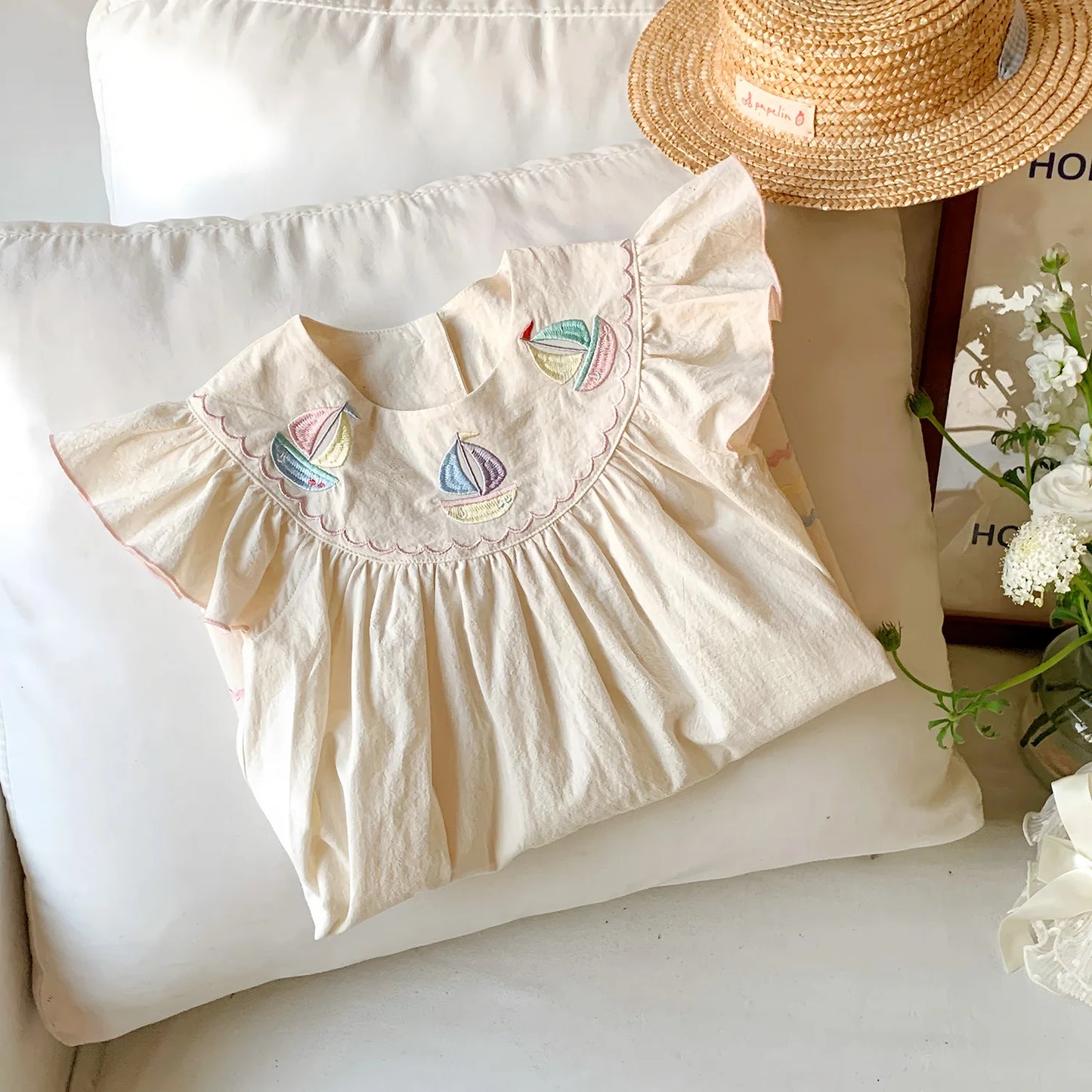 Summer Girls Flower Embroidered Dress Retro Flying Sleeve Princess Dresses 2-6 Years Children Casual Clothes Fashion Sundress