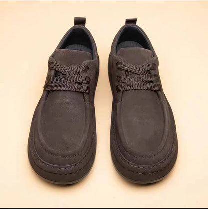 Men's Shoes Are Fashionable Brown Casual Shoes Made of Durable Suede Material Comfortable Walking Shoes Suitable for Daily Wear (Available)