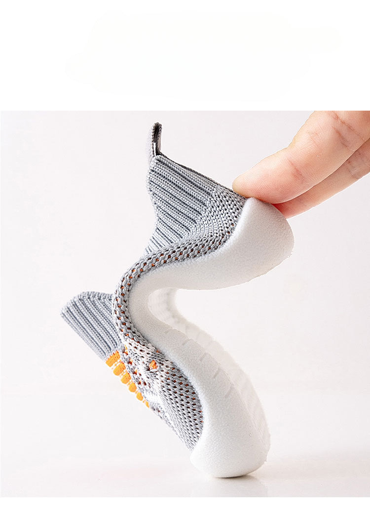 New children's toddler shoes hit spring and autumn casual versatile baby shoes soft sole kick