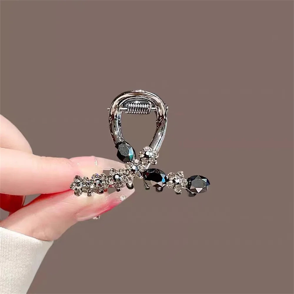 Black Small Hair Clip Claw For Women Flowers New Fashion Shiny Rhinestone Bangs Clip Hair Accessories