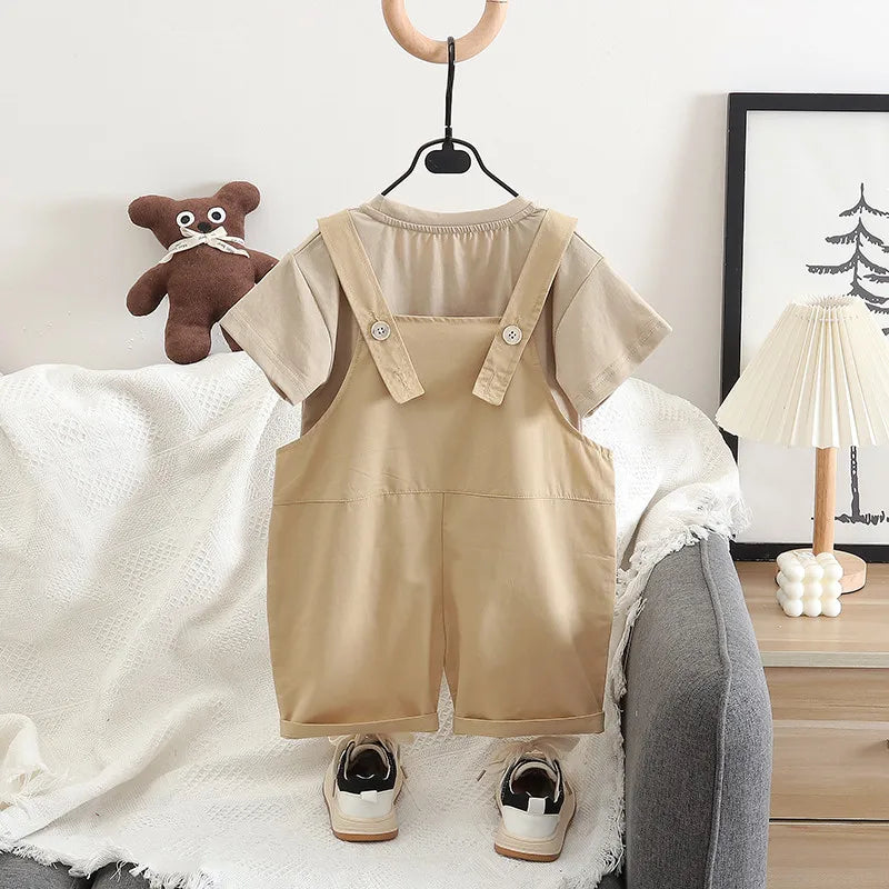 Boys' summer short sleeved set 2025 new children's cartoon cute T-shirt shoulder pants two-piece set