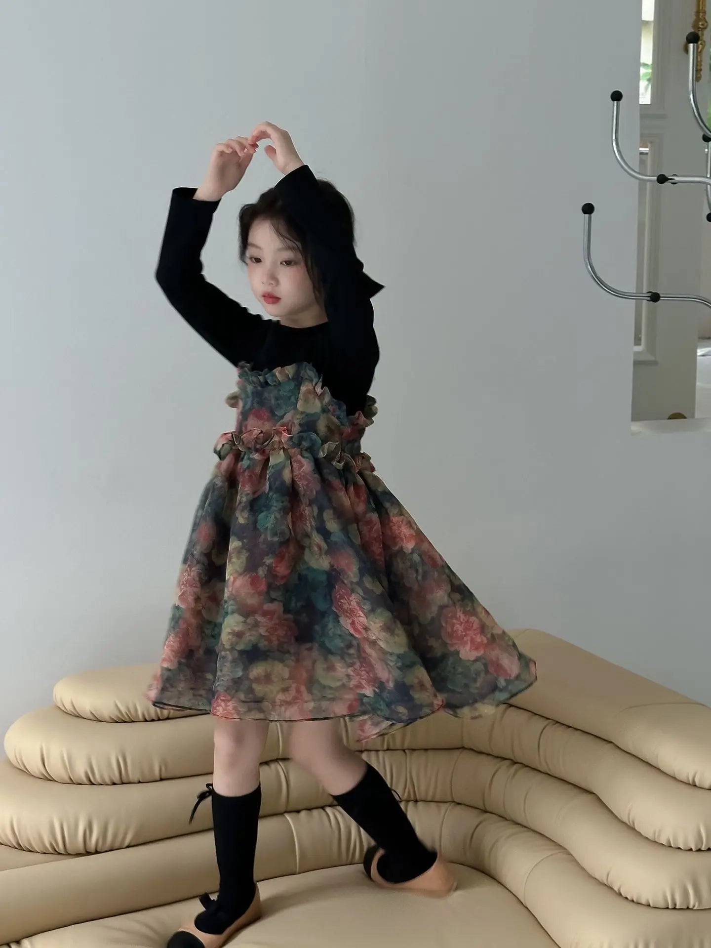 Girls Casual Dresses Autumn Girl Black T-shirt Camisole Flower Mesh Gauze Suit Princess Simple Printing Loose Beautiful 2024