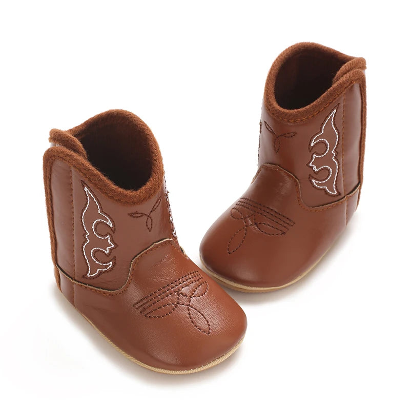 New Anti Slip Rubber Soled Walking Shoes For Young Children Fashionable Embroidered Leather Boots Newborn Shoes