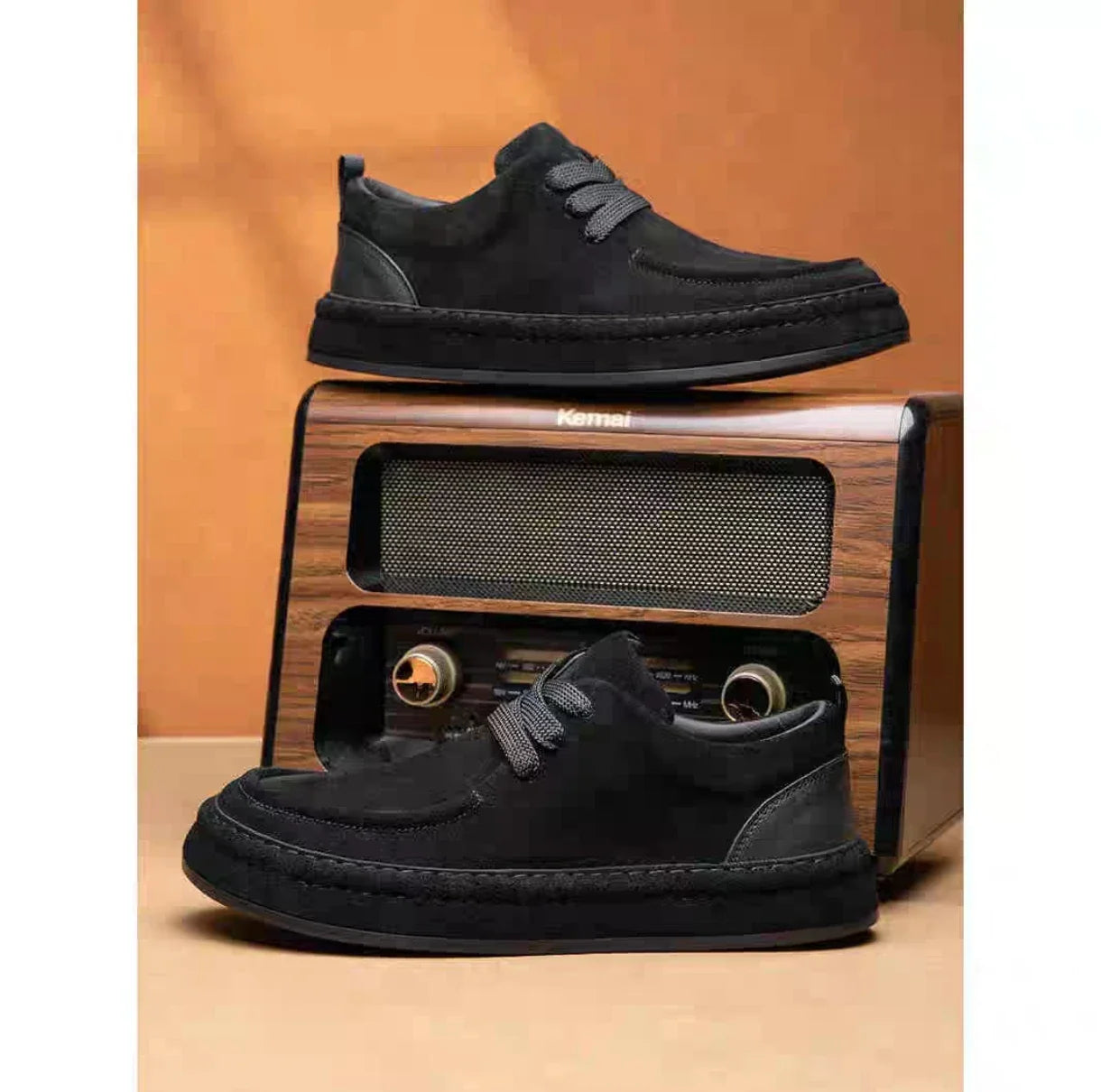 Men's Shoes Are Fashionable Brown Casual Shoes Made of Durable Suede Material Comfortable Walking Shoes Suitable for Daily Wear (Available)