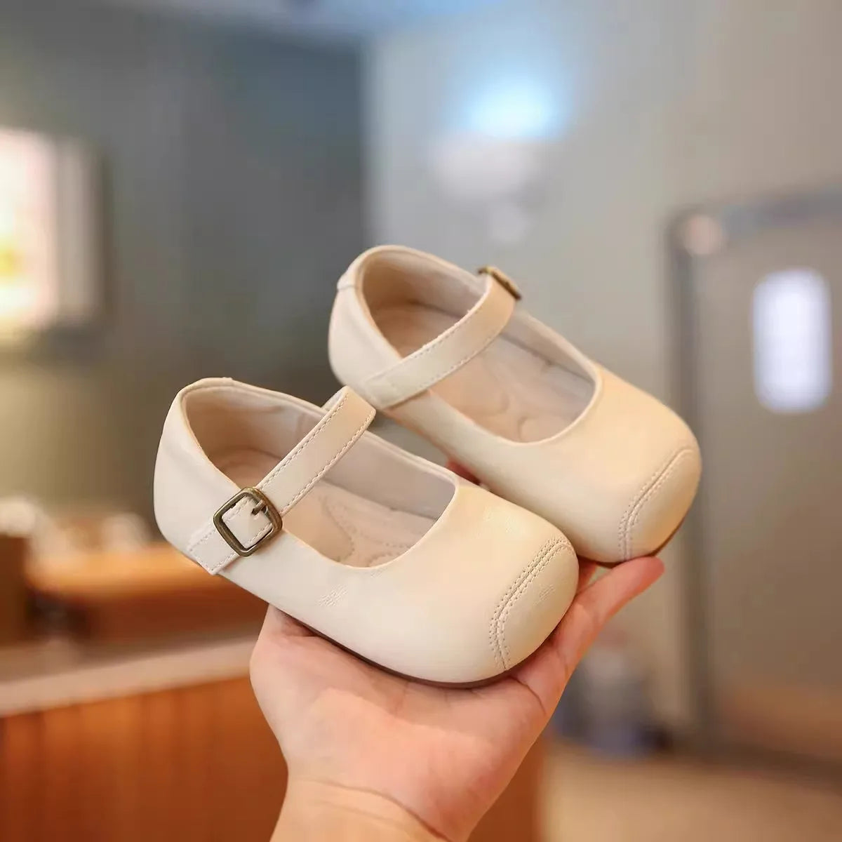 New Baby Shoes Leather Baby Girl Autumn Rubber Sole Anti-slip Multicolor Elegant Toddler First Walkers Newborn Crib Toddler Shoe