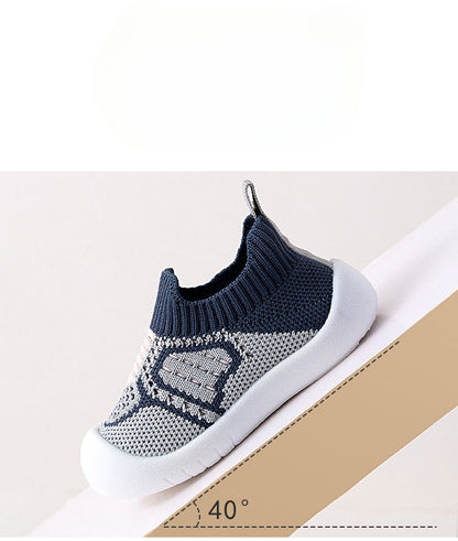 New children's toddler shoes hit spring and autumn casual versatile baby shoes soft sole kick