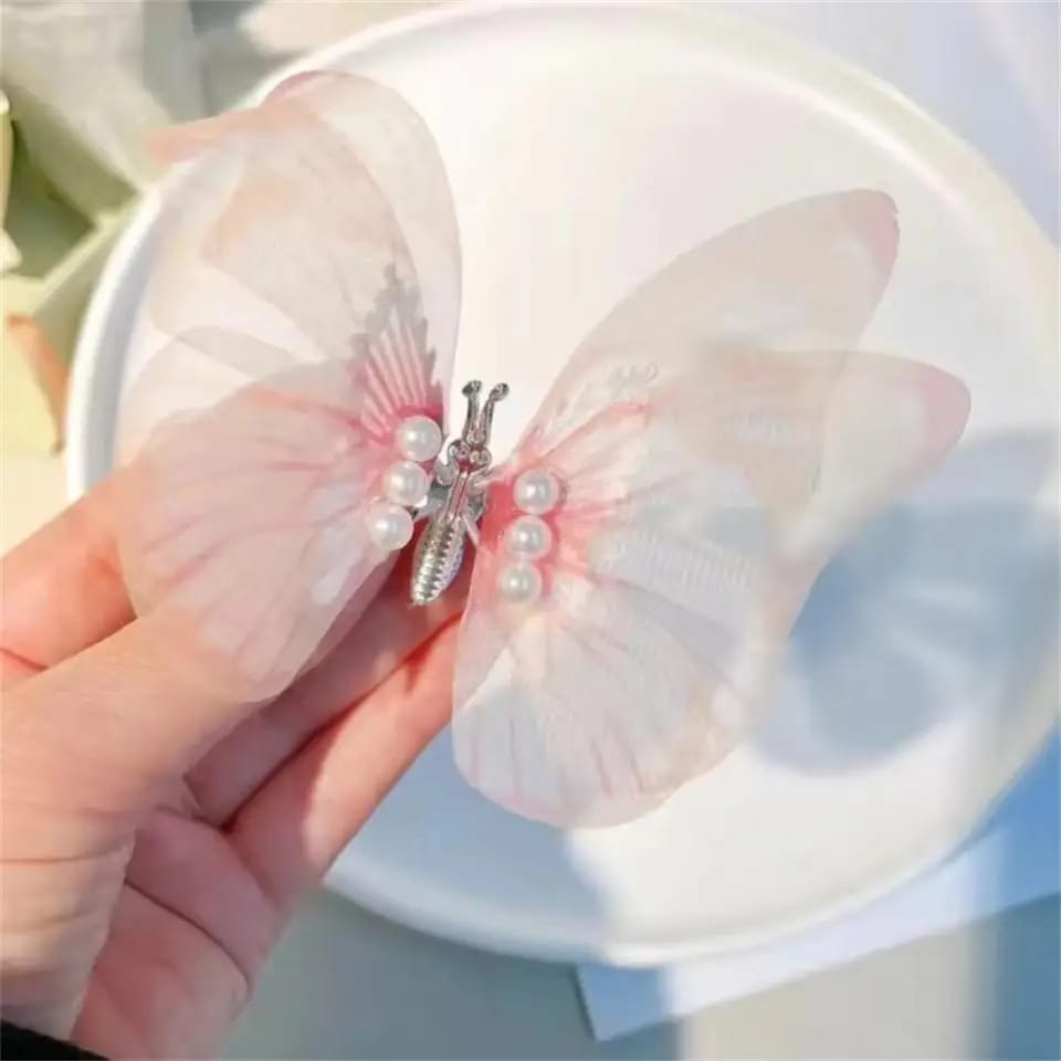 Children's Butterfly Push Hair clip!!   (Available)