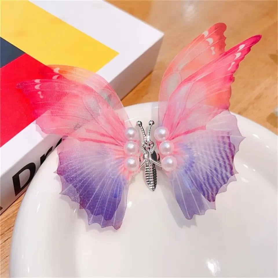 Children's Butterfly Push Hair clip!!   (Available)