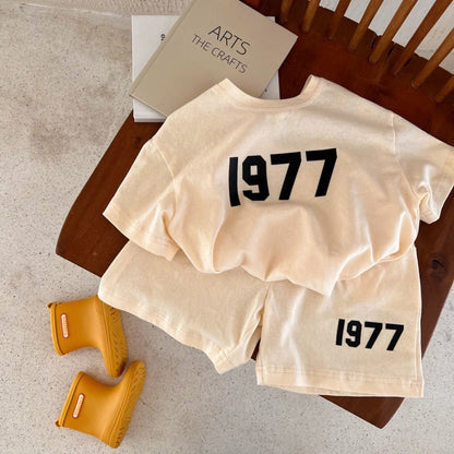 Children's Cotton Suit Summer New Boys And Girls Printed Short-sleeved T-shirt Baby Shorts Two-piece Set (Available)