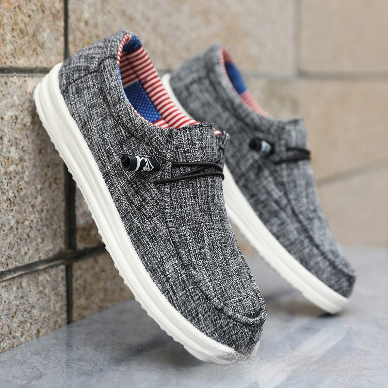 Breathable Mesh Comfortable Simplicity Fashion Low Top Men's Shoes  (Available)
