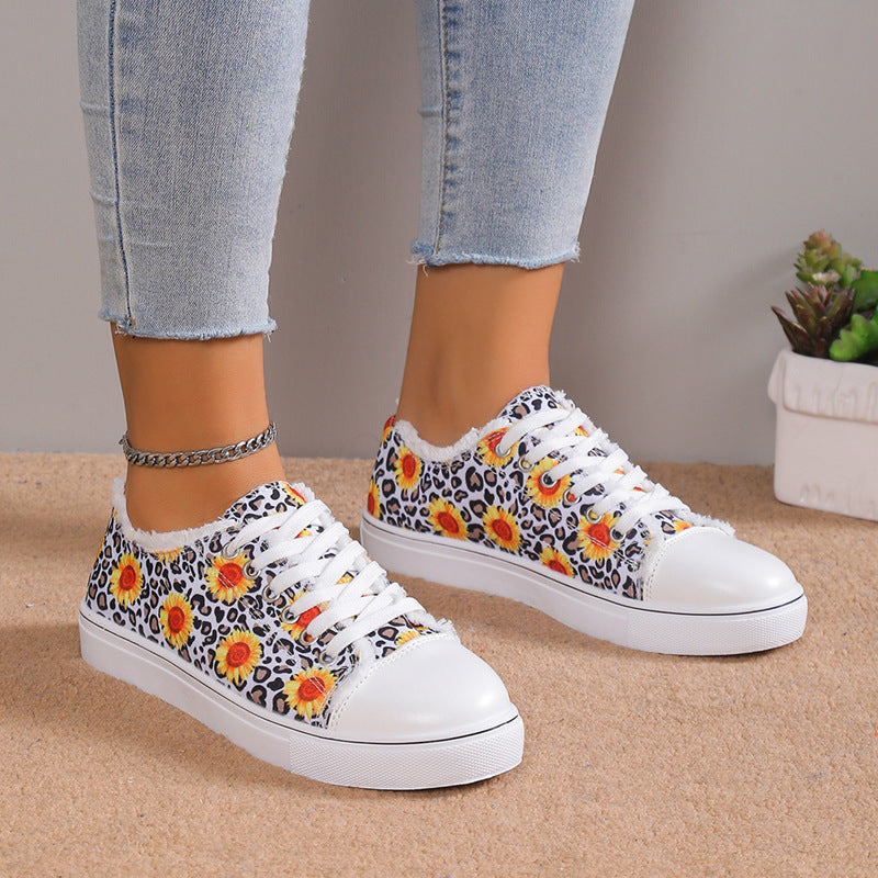 Versatile Flat Bottomed Student Lace Up Canvas Shoes (Available)