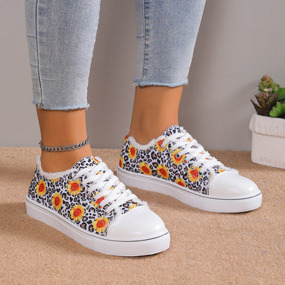 Versatile Flat Bottomed Student Lace Up Canvas Shoes (Available)